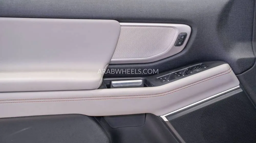 Ford Expedition 2025 for Sale in Sharjah Image-9