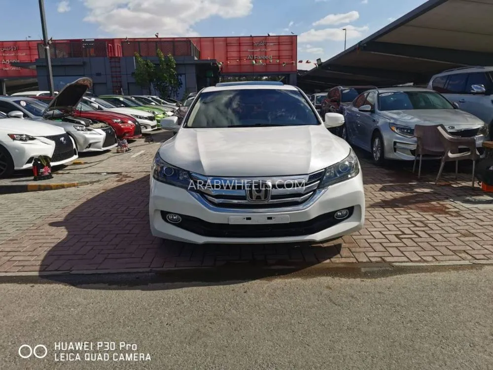 Honda Accord 2016 for Sale in Sharjah Image-4