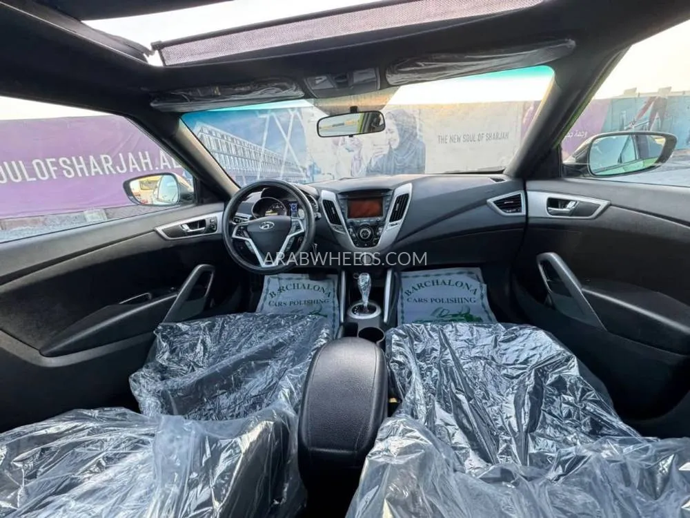 Hyundai Veloster 2016 for Sale in Sharjah Image-20