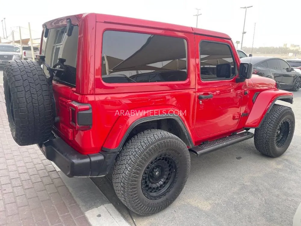 Jeep Wrangler 2018 for Sale in Sharjah Image-3