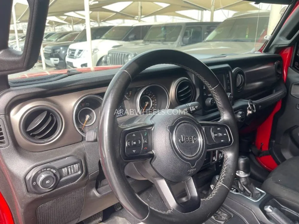Jeep Wrangler 2018 for Sale in Sharjah Image-6