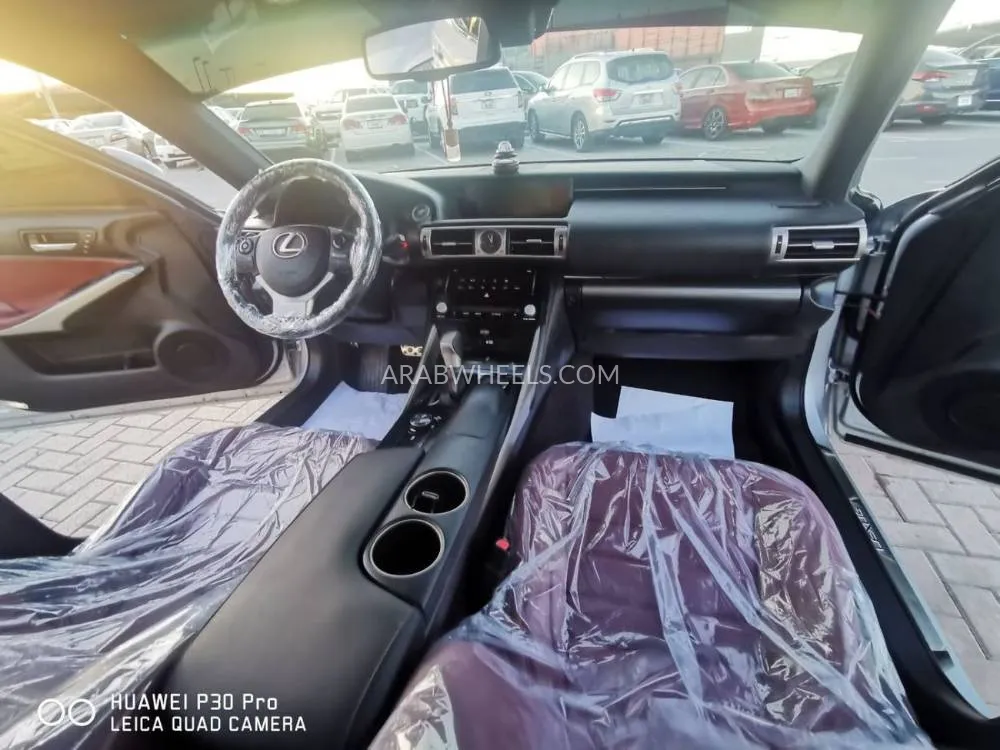Lexus IS 2014 for Sale in Sharjah Image-25