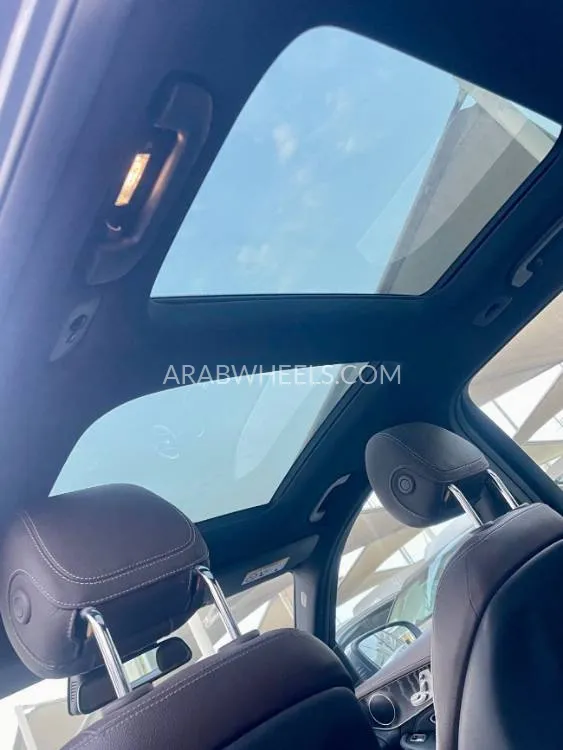 Mercedes Benz GLC Class 2017 for Sale in Sharjah Image-9