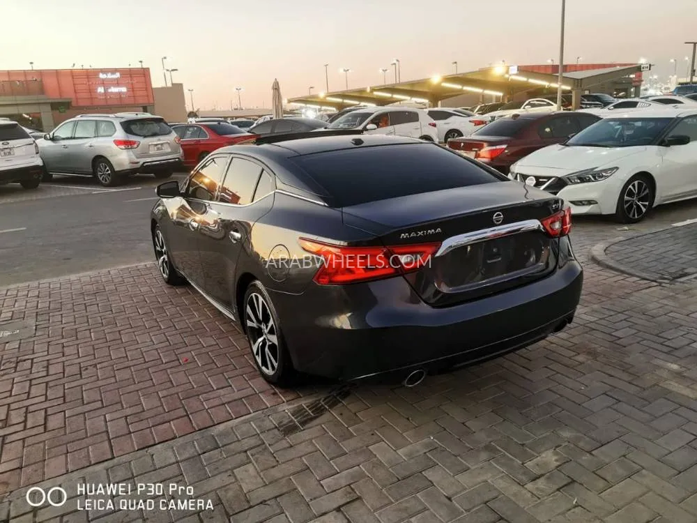 Nissan Maxima 2016 for Sale in Sharjah Image-10
