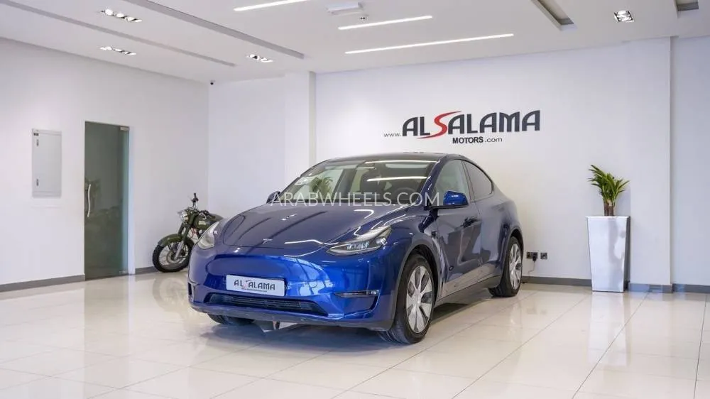 Tesla Model Y 2023 for Sale in Sharjah Image-3