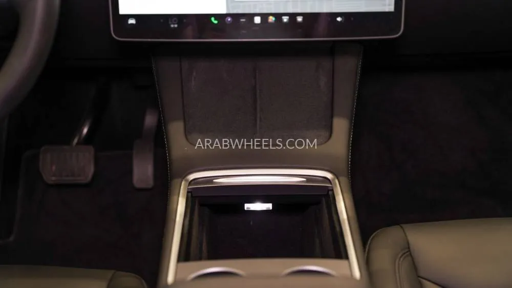 Tesla Model Y 2023 for Sale in Sharjah Image-8