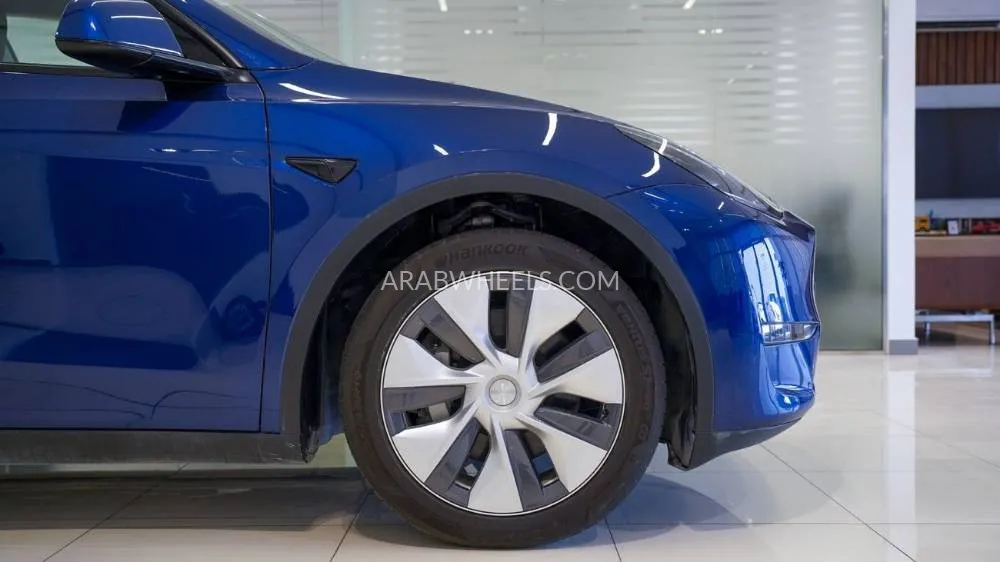 Tesla Model Y 2023 for Sale in Sharjah Image-19