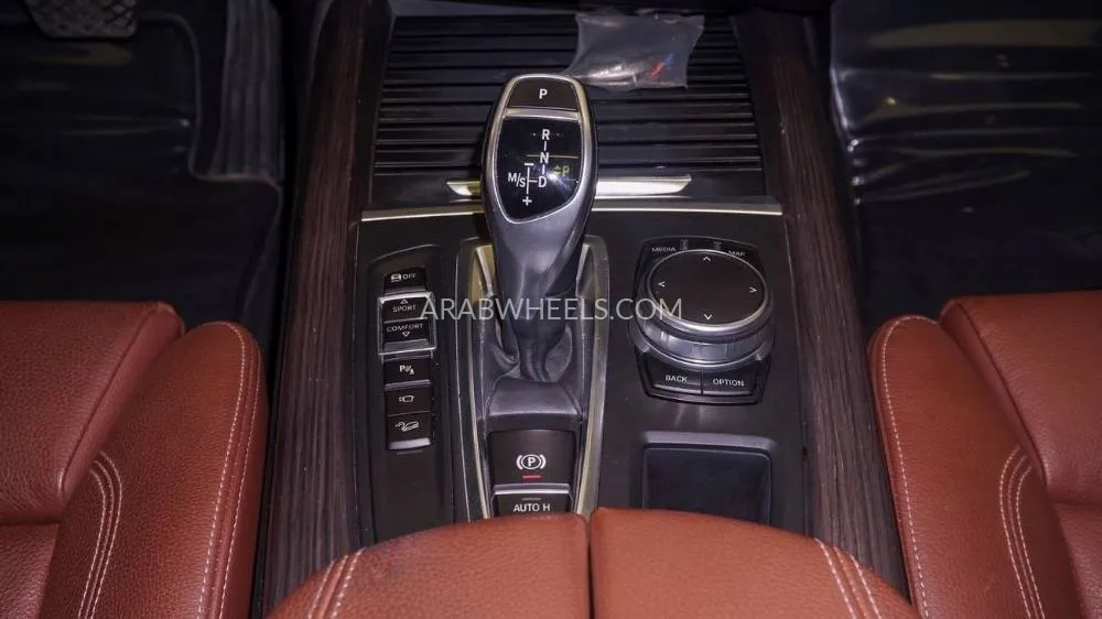 BMW iX5 2018 for Sale in Sharjah Image-10