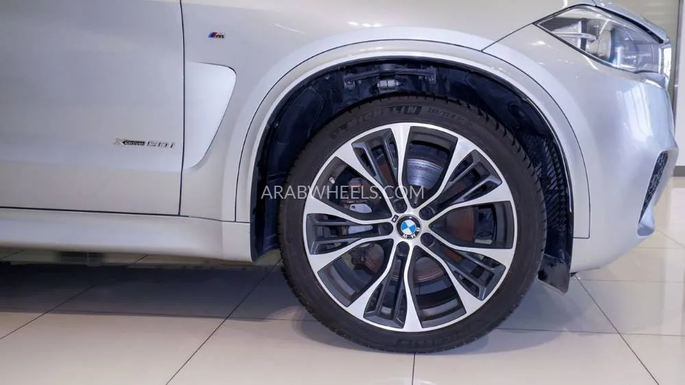 BMW iX5 2018 for Sale in Sharjah Image-23