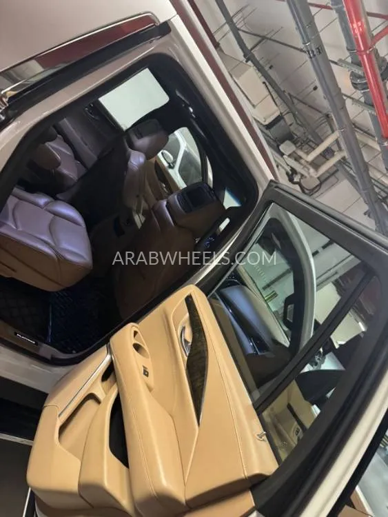 Cadillac Escalade 2019 for Sale in Dubai Image-9