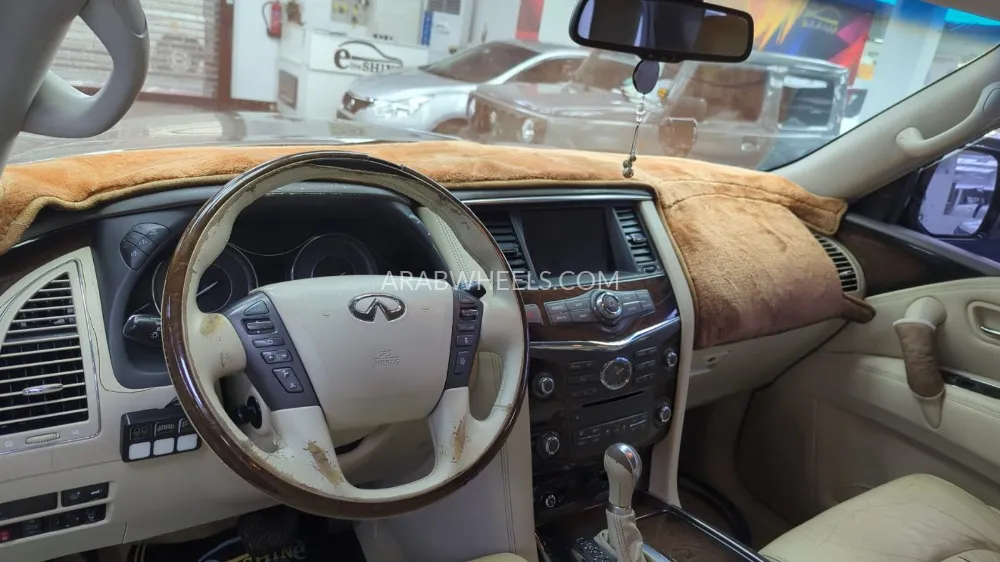 إنفينيتي QX56 2011 for Sale in دبي Image-5