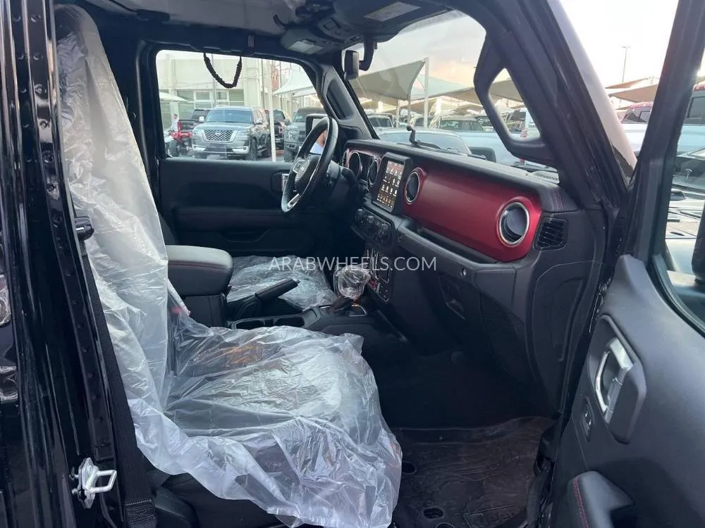 جيب غلادياتور 2023 for Sale in الشارقة Image-6