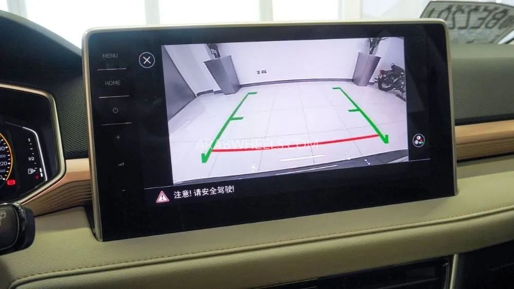 Volkswagen Taos 2023 for Sale in Sharjah Image-7