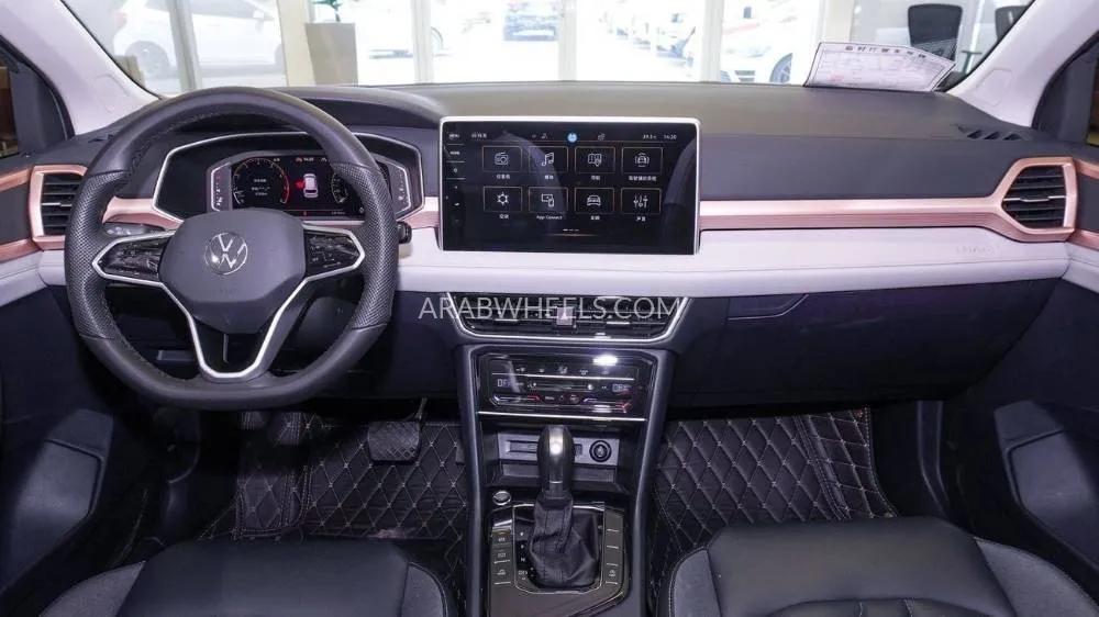 Volkswagen Taos 2023 for Sale in Sharjah Image-11