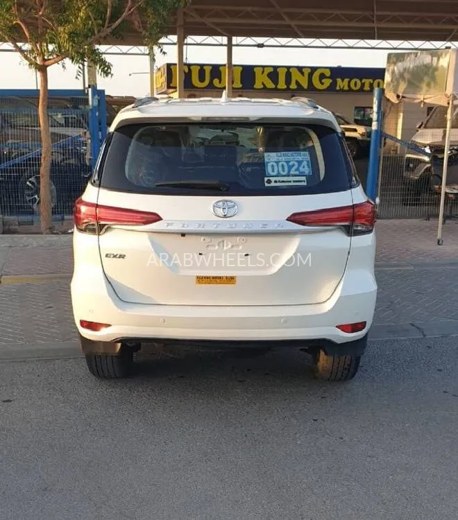 Toyota Fortuner 2023 for Sale in Dubai Image-5