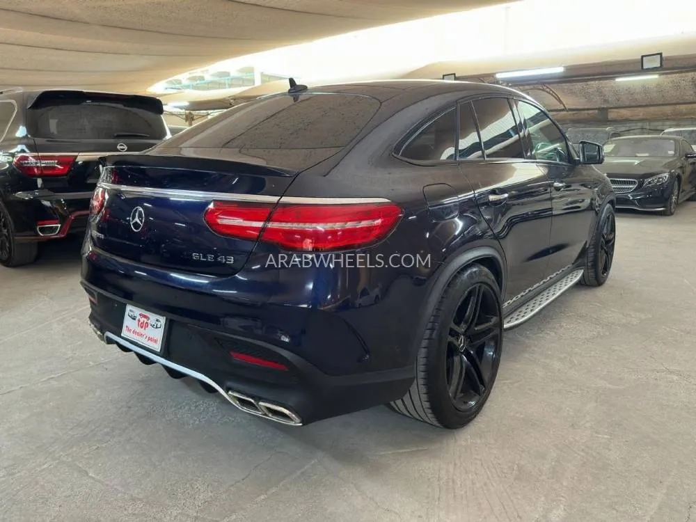 Mercedes Benz GLC Class 2017 for Sale in Dubai Image-2