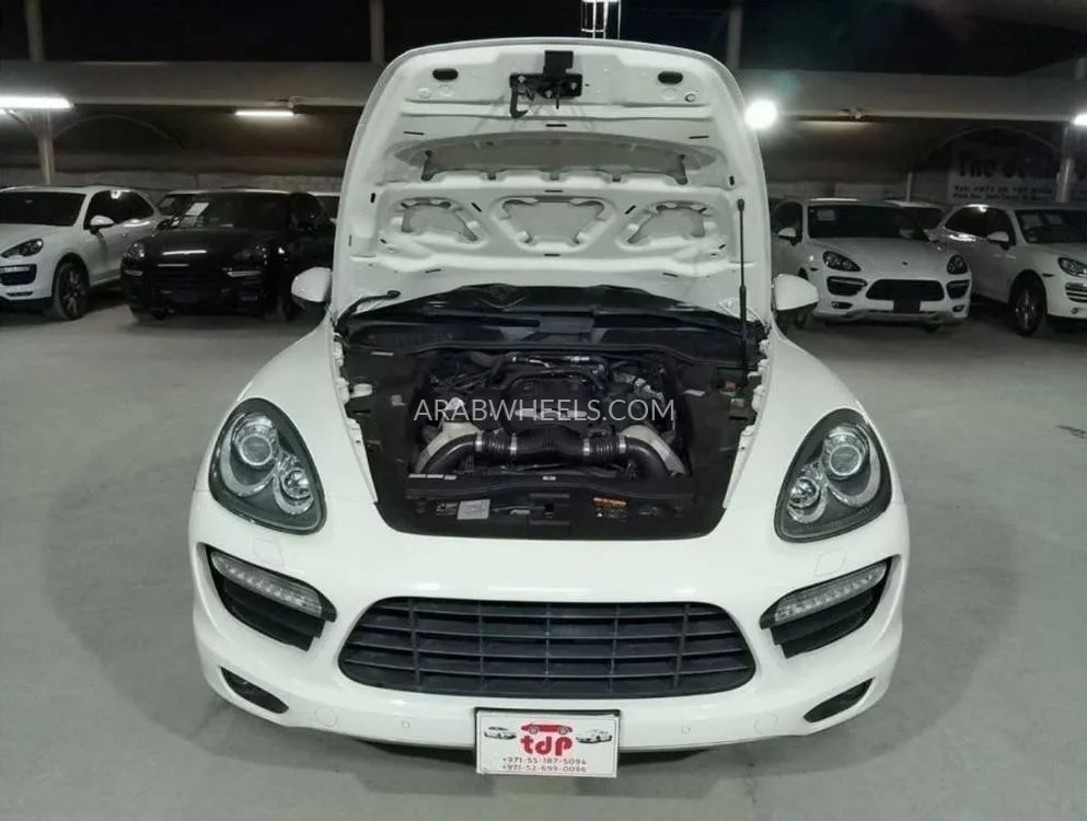 Porsche Cayenne 2011 for Sale in Dubai Image-11