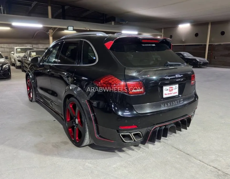 Porsche Cayenne 2012 for Sale in Dubai Image-4