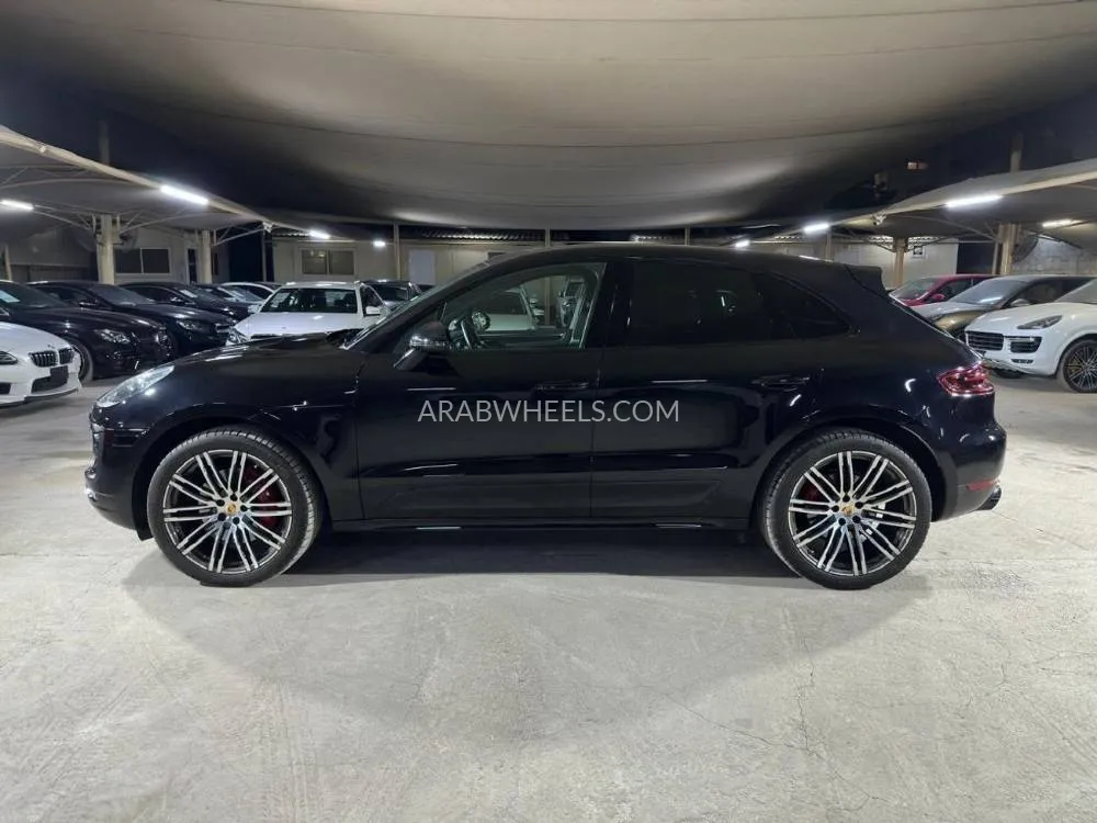 Porsche Macan 2017 for Sale in Dubai Image-3