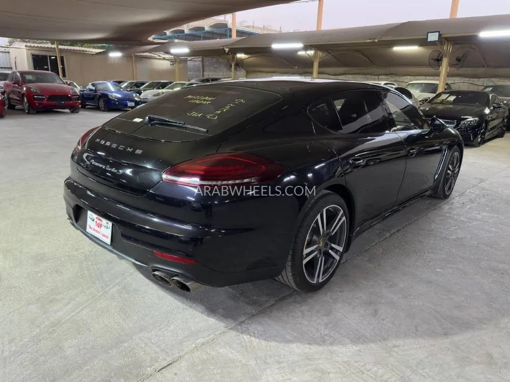 Porsche Panamera 2014 for Sale in Dubai Image-2