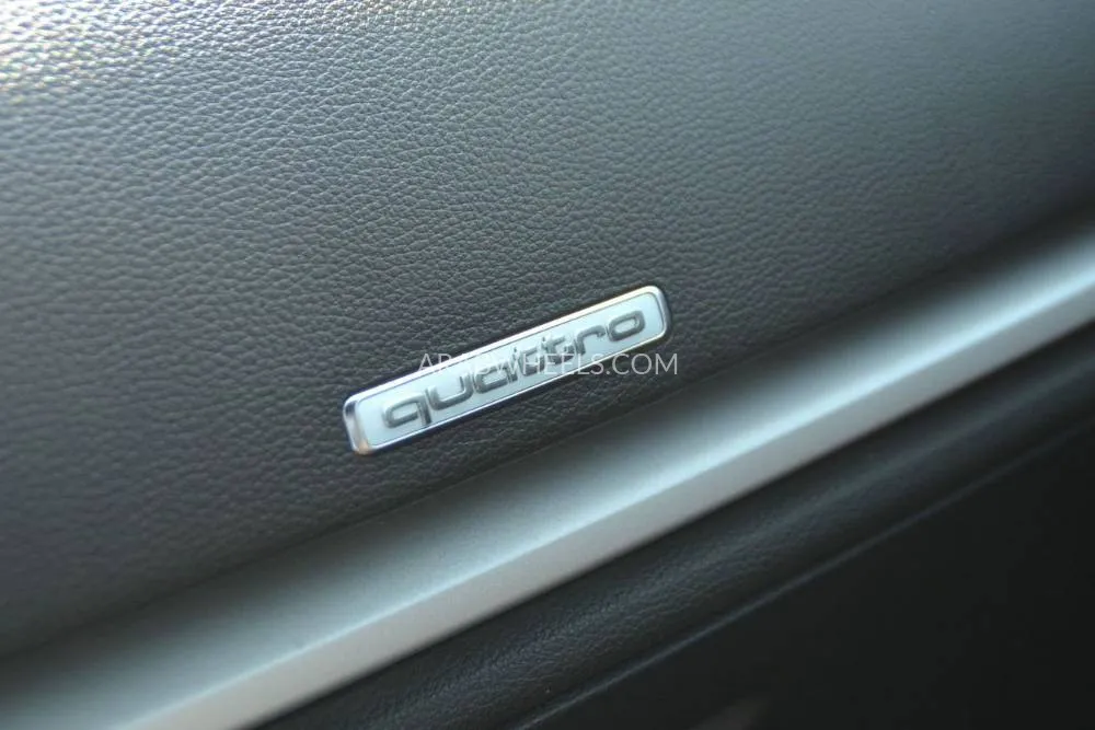 Audi A3 2018 for Sale in Sharjah Image-23