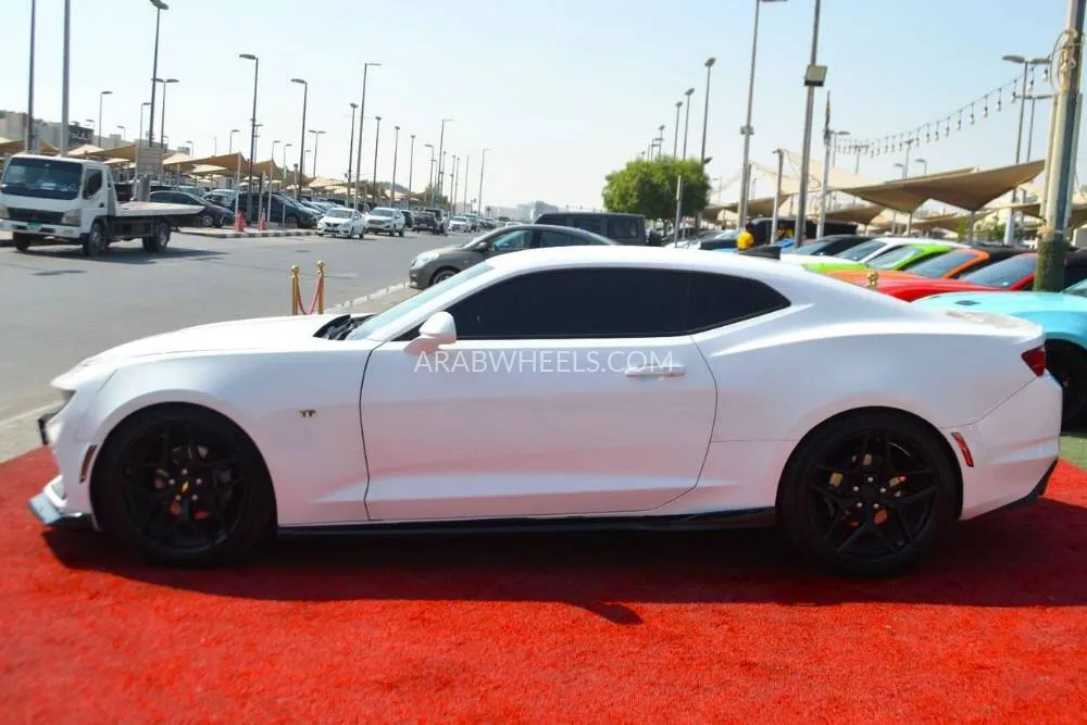 Chevrolet Camaro 2020 for Sale in Sharjah Image-24