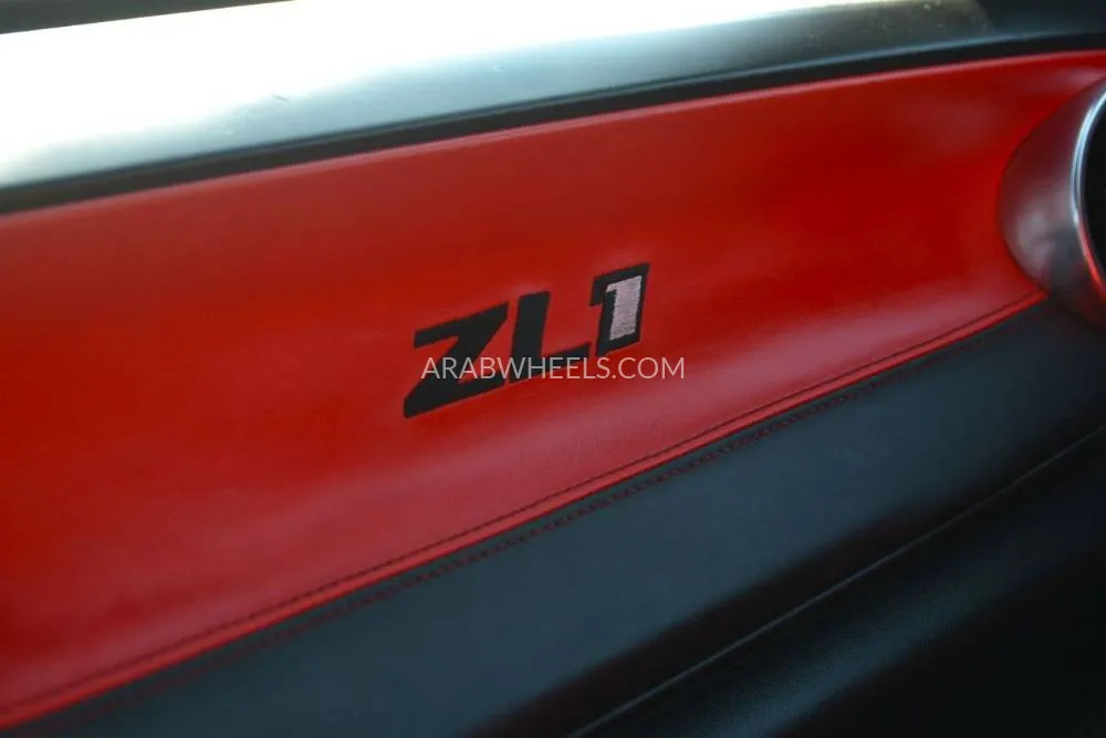 شيفروليه كامارو 2020 for Sale in الشارقة Image-21