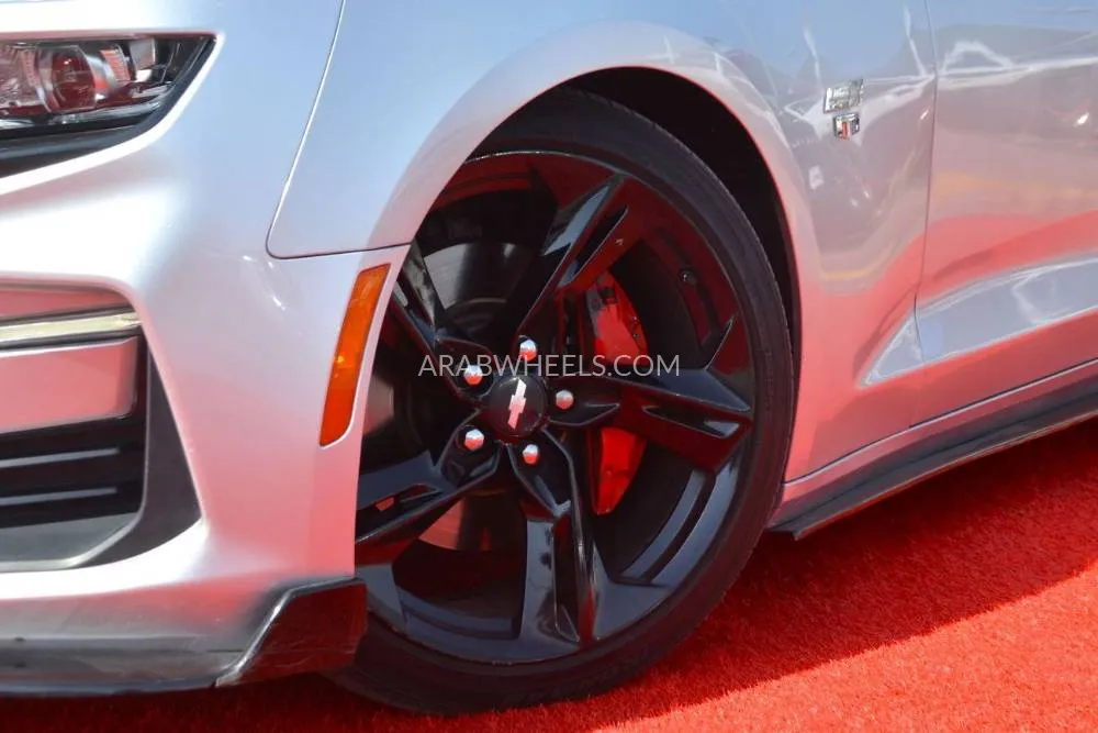 Chevrolet Camaro 2019 for Sale in Sharjah Image-19