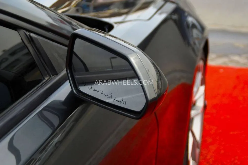 Chevrolet Camaro 2017 for Sale in Sharjah Image-16