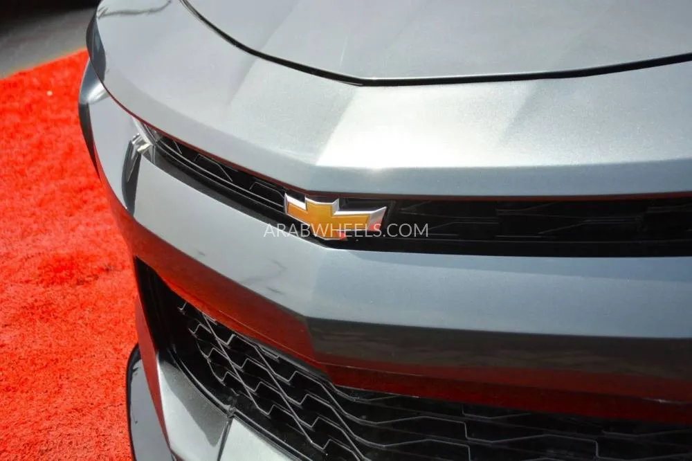 Chevrolet Camaro 2017 for Sale in Sharjah Image-19