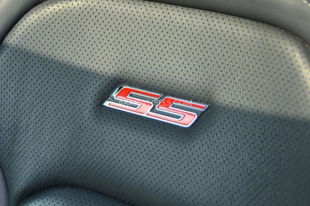 Chevrolet Camaro 2021 for Sale in Sharjah Image-16