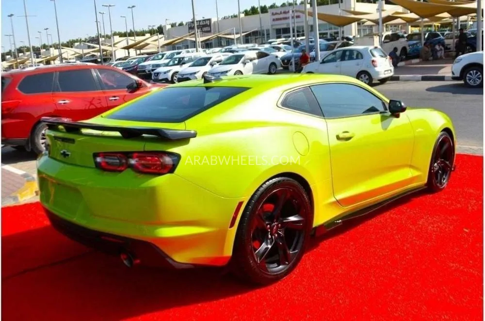 Chevrolet Camaro 2022 for Sale in Sharjah Image-6