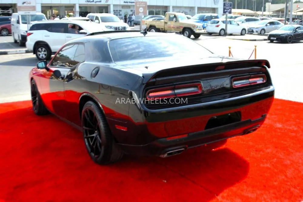 Dodge Challenger 2022 for Sale in Sharjah Image-5