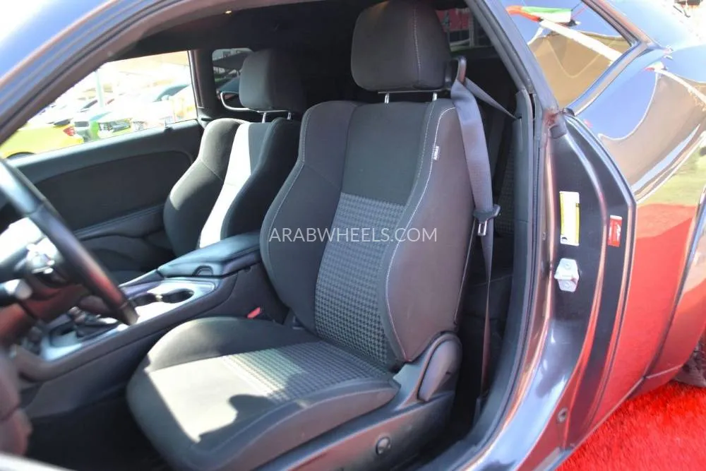 Dodge Charger 2023 for Sale in Sharjah Image-19