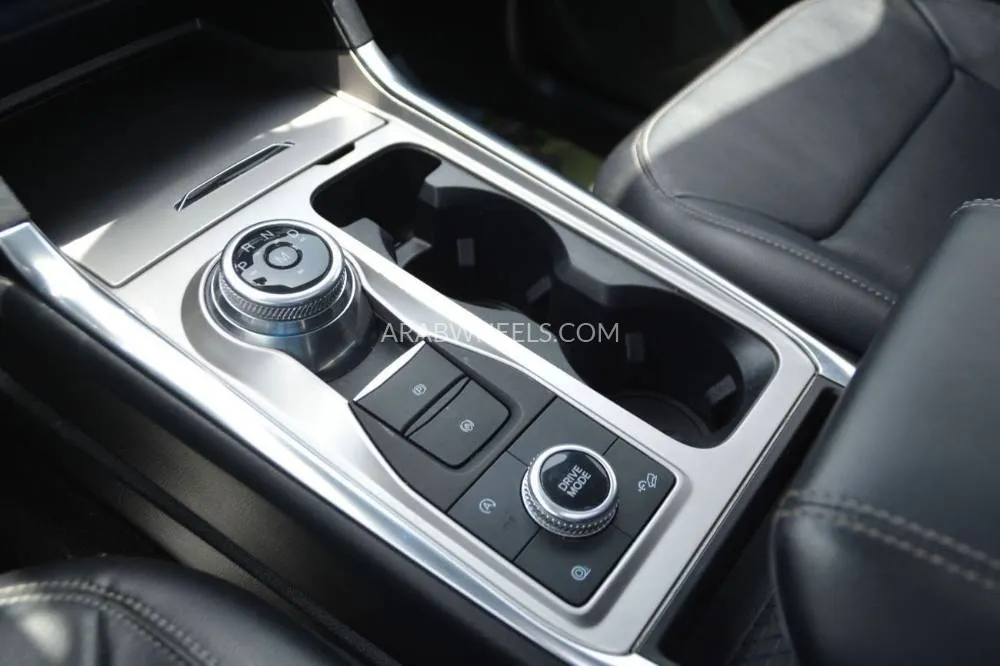 Ford Explorer 2020 for Sale in Sharjah Image-14