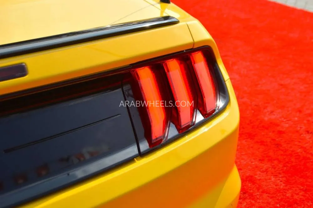 Ford Mustang 2021 for Sale in Sharjah Image-10