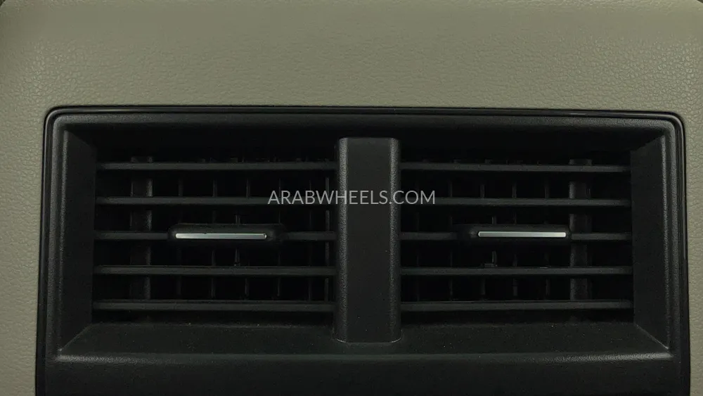 Volkswagen Teramont 2023 for Sale in Dubai Image-25