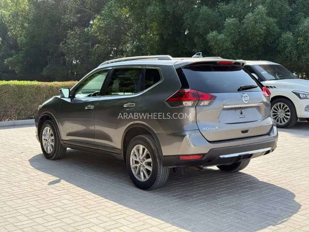 Nissan Rogue 2018 for Sale in Sharjah Image-7