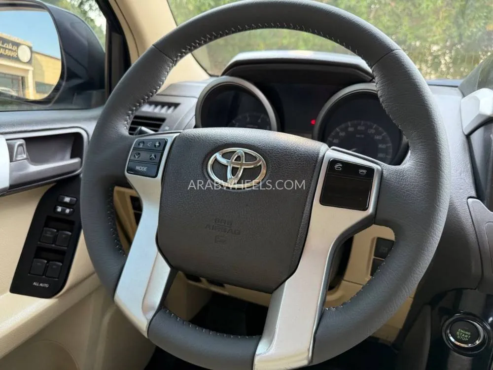 Toyota Land Cruiser Prado 2016 for Sale in Sharjah Image-14