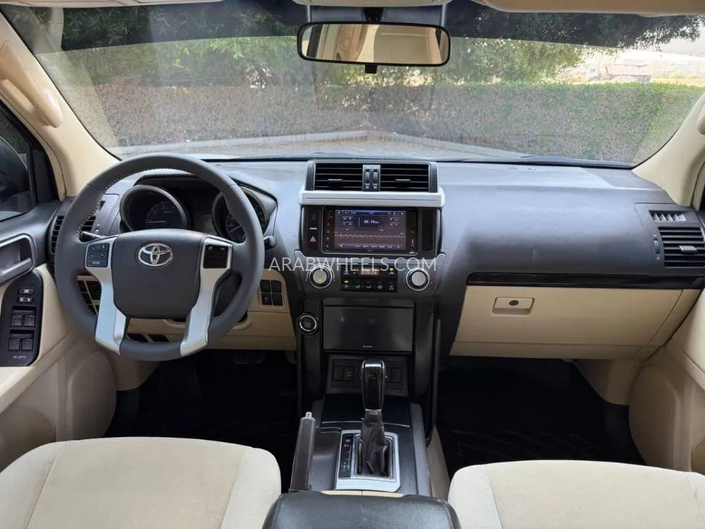 Toyota Land Cruiser Prado 2016 for Sale in Sharjah Image-21