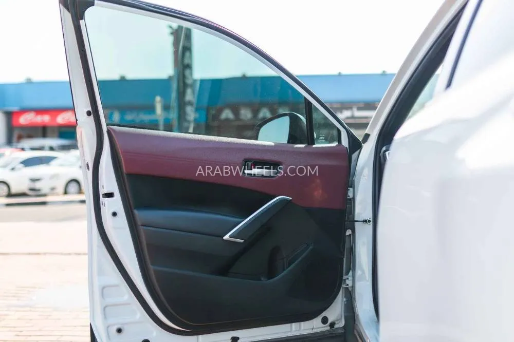 تويوتا كورولا كروس 2023 for Sale in دبي Image-8
