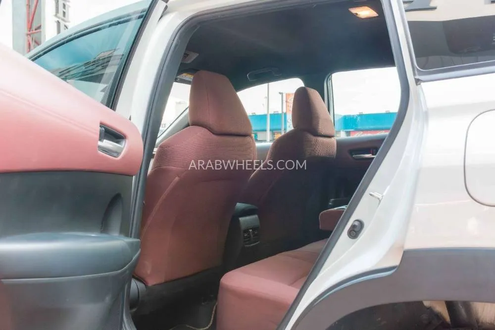 تويوتا كورولا كروس 2023 for Sale in دبي Image-18