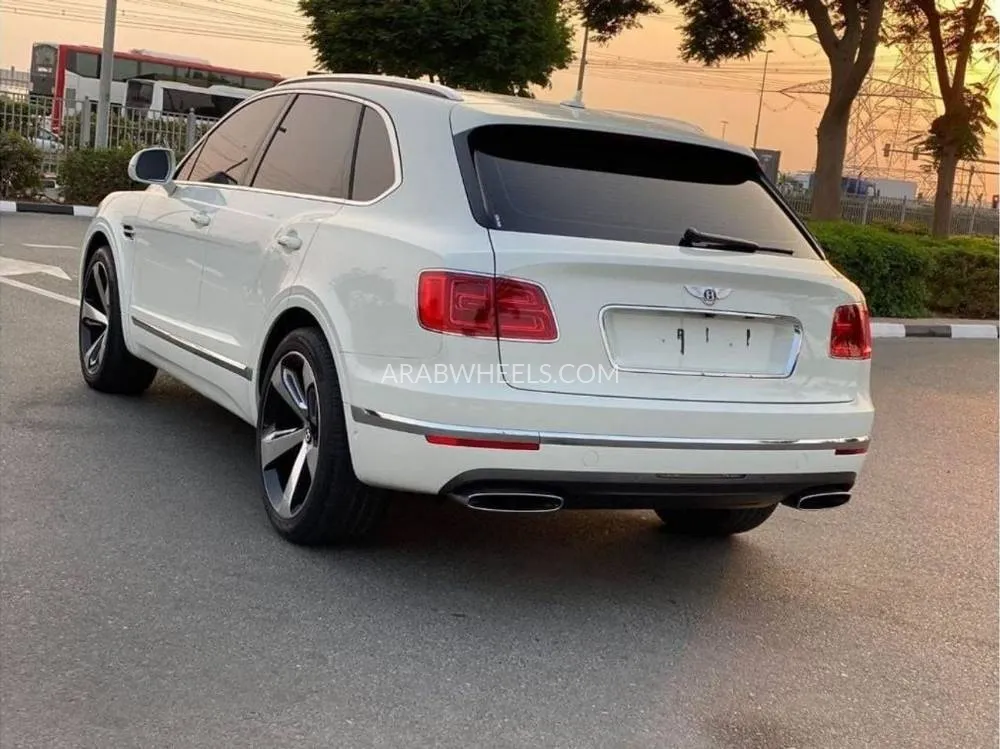 Bentley Bentayga 2017 for Sale in Dubai Image-17