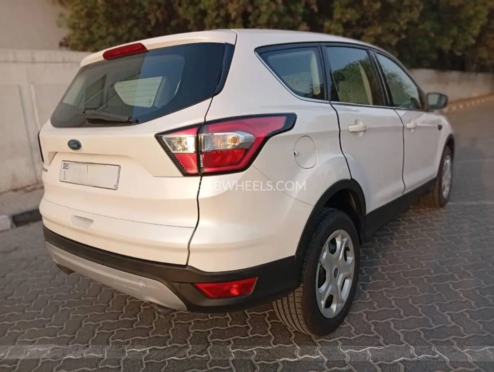 Ford Escape 2020 for Sale in Ajman Image-4
