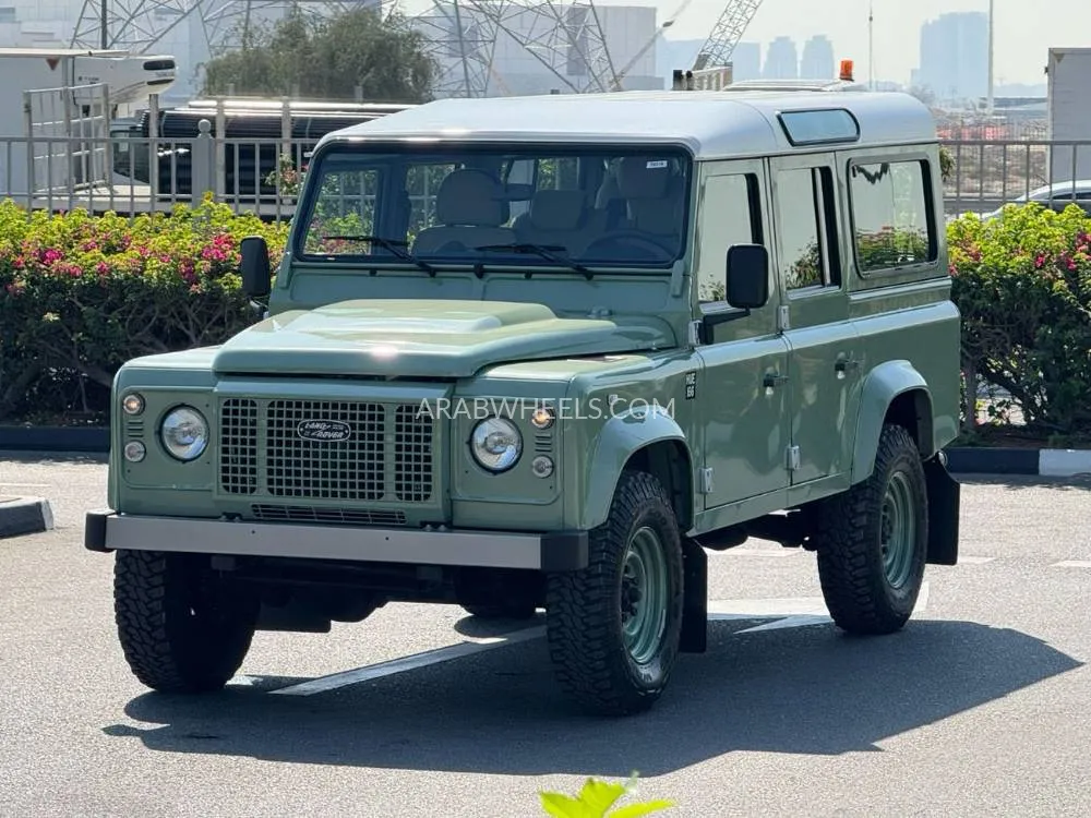 Land Rover Defender 2016 for Sale in Dubai Image-3