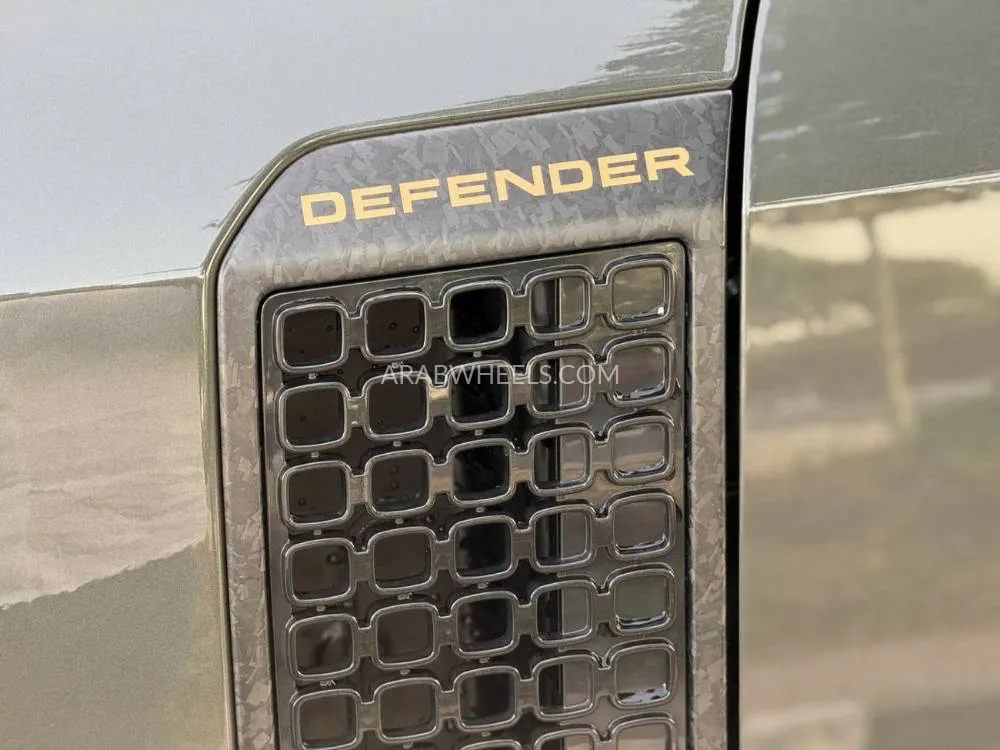 Land Rover Defender 2025 for Sale in Dubai Image-5