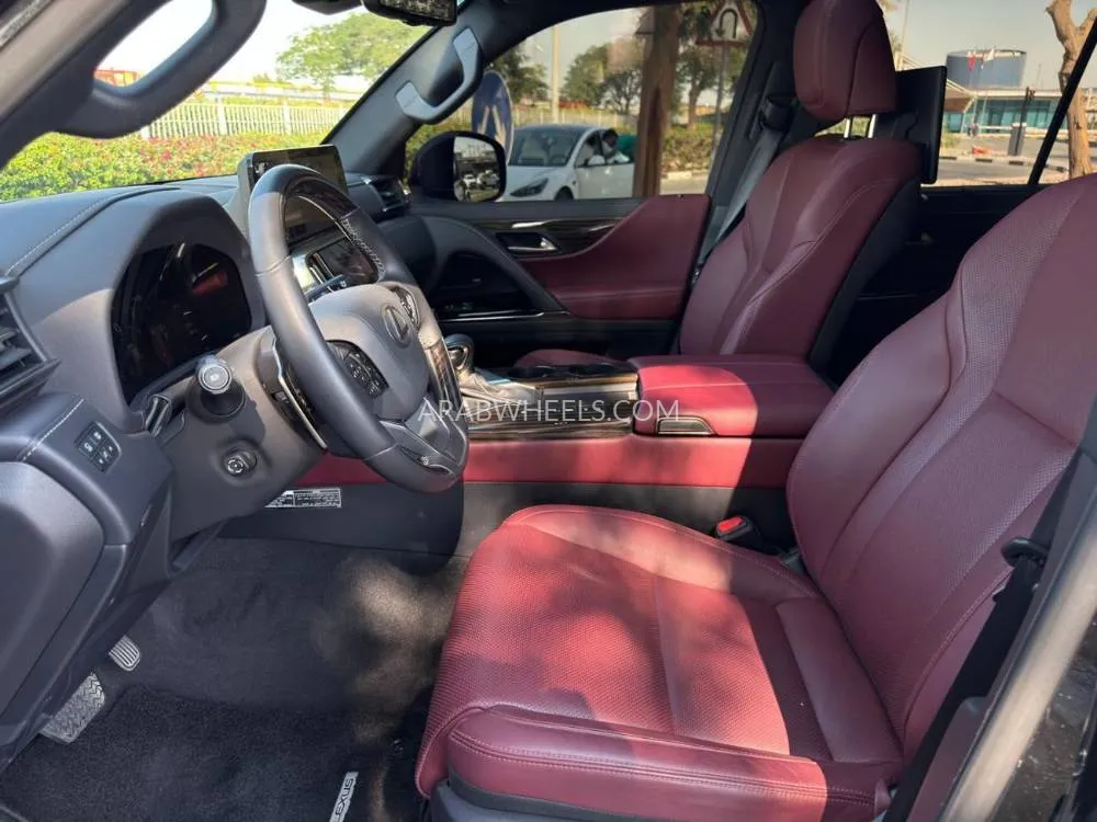 Lexus LX 2024 for Sale in Dubai Image-4