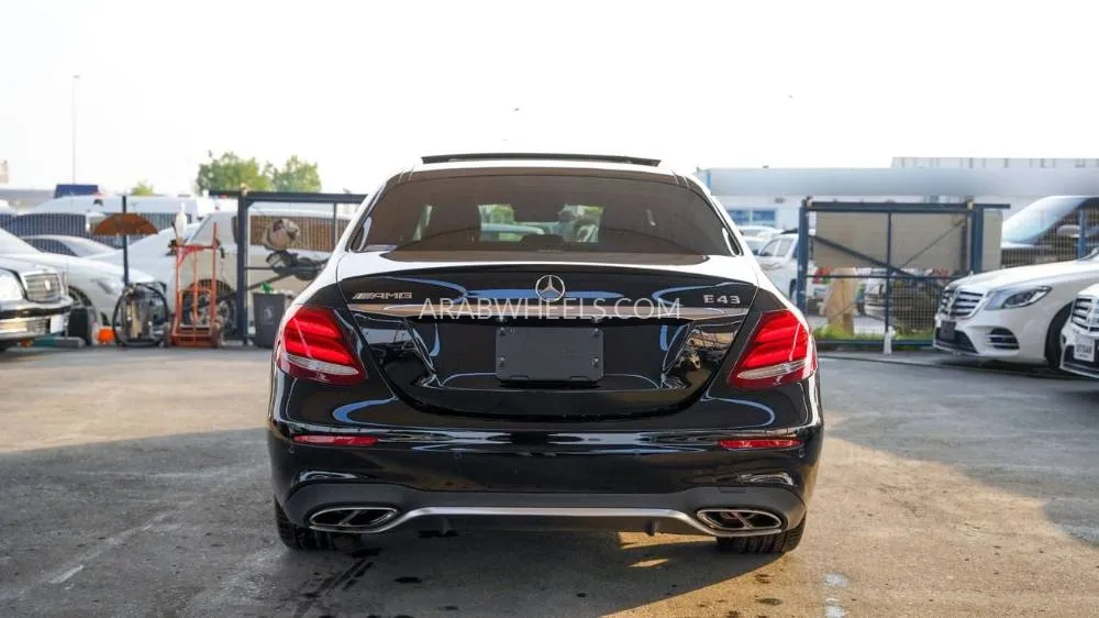 Mercedes Benz E Class 2017 for Sale in Dubai Image-16