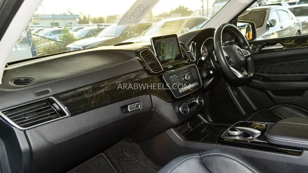 Mercedes Benz GLE Class 2016 for Sale in Dubai Image-8