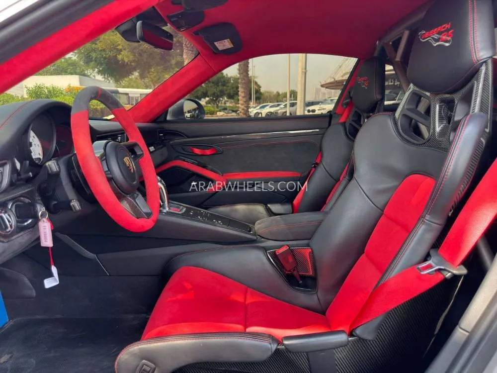 Porsche 911 2018 for Sale in Dubai Image-10